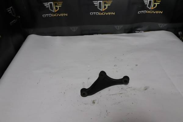 FORD TRANSİT 120 - 120 V ÇIKMA PARÇA TRANSİT 200 PS EGZOZ AYAĞI